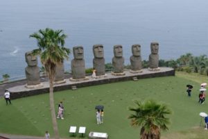 miyazaki-moai