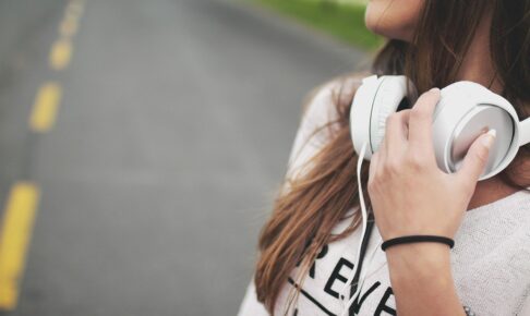listening girl